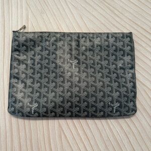Goyard Senat Pouch Authentic, grey